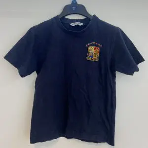 PRE LOVED EDMONTON COUNTY PRIMARY PE T SHIRT