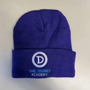 PRE LOVED ONE DEGREE WINTER HAT