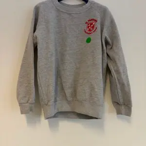 PRE LOVED ST MATTHEWS SWEATSHIRT